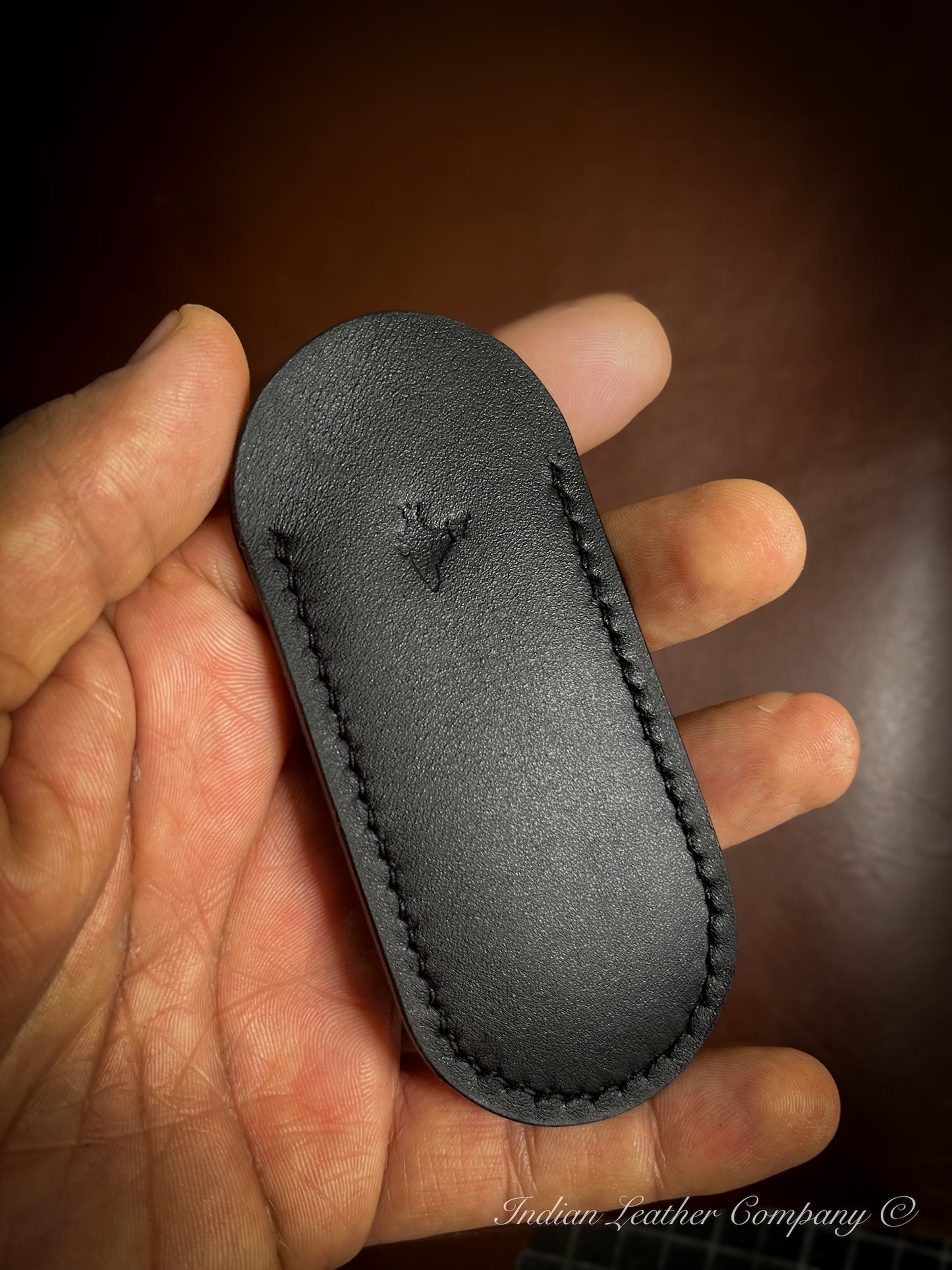 Black Pioneer Elite leather sheath for Victorinox Pioneer X knife - handmade premium leather cover