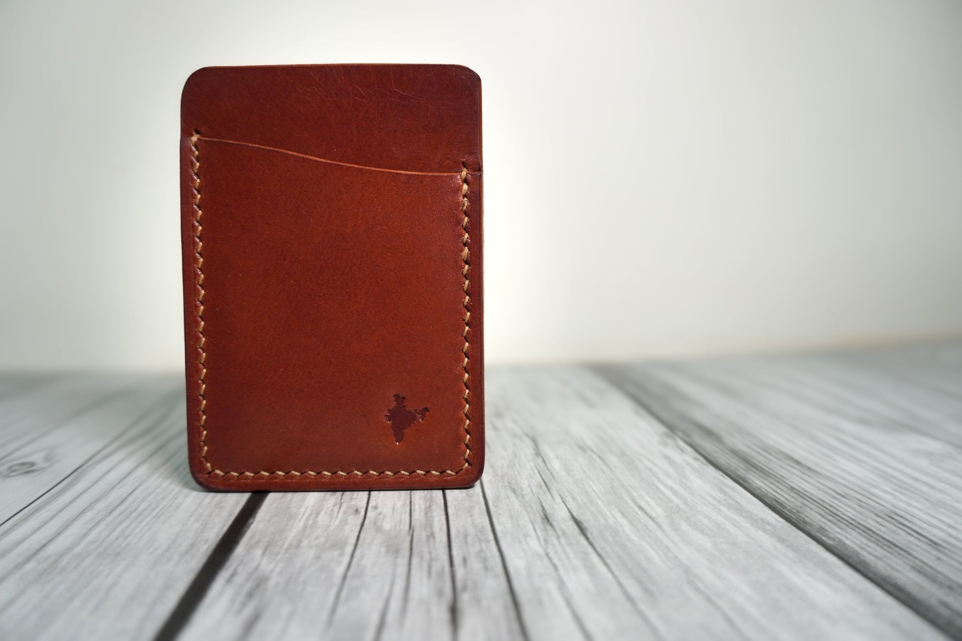 Handmade vertical card wallet by Indian Leather Company